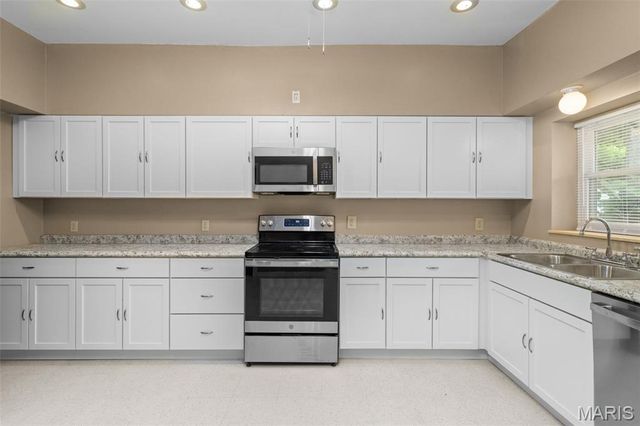 5030 Idaho Avenue, St Louis, MO 63111