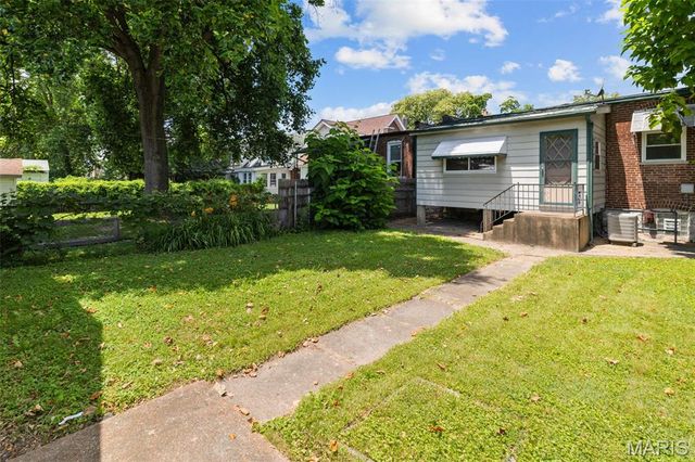 5030 Idaho Avenue, St Louis, MO 63111