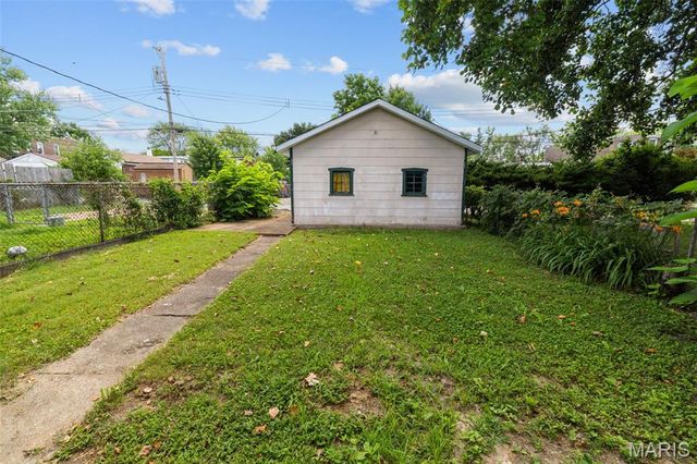 5030 Idaho Avenue, St Louis, MO 63111