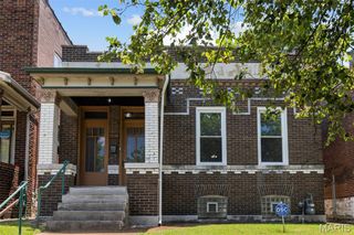 5030 Idaho Avenue, St Louis, MO 63111
