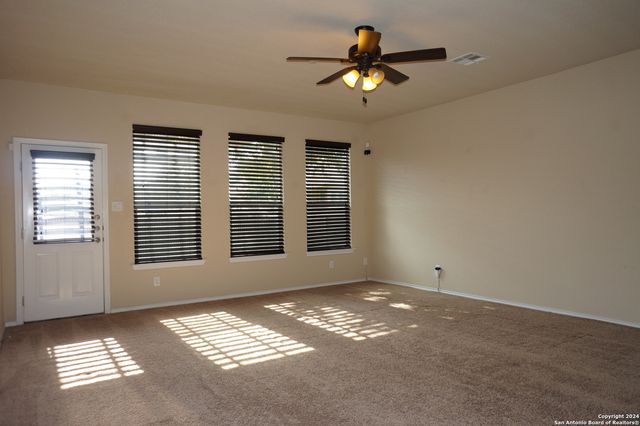 10213 sparkle, Schertz, TX 78154