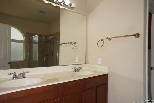 10213 sparkle, Schertz, TX 78154