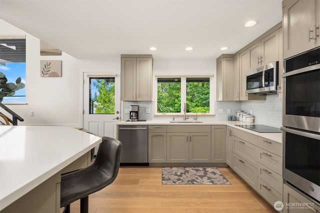 14761 E State Route 106, Belfair, WA 98528