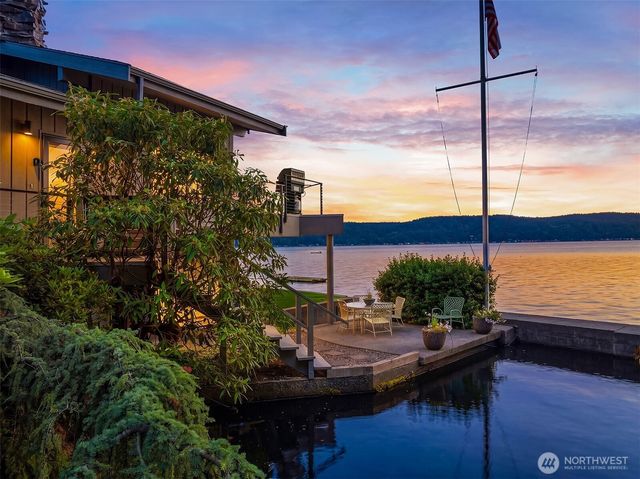 14761 E State Route 106, Belfair, WA 98528