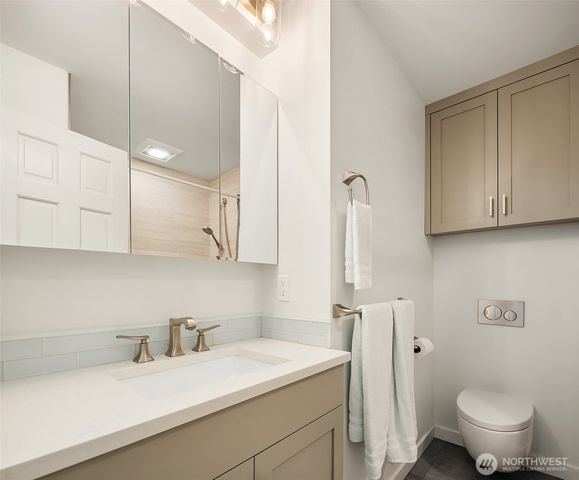 14761 E State Route 106, Belfair, WA 98528