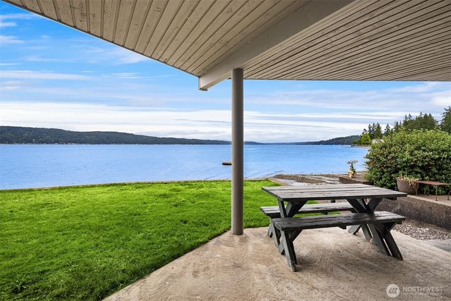 14761 E State Route 106, Belfair, WA 98528