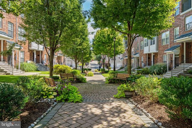 13 BREWERYTOWN CT, Philadelphia, PA 19121