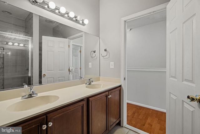 13 BREWERYTOWN CT, Philadelphia, PA 19121