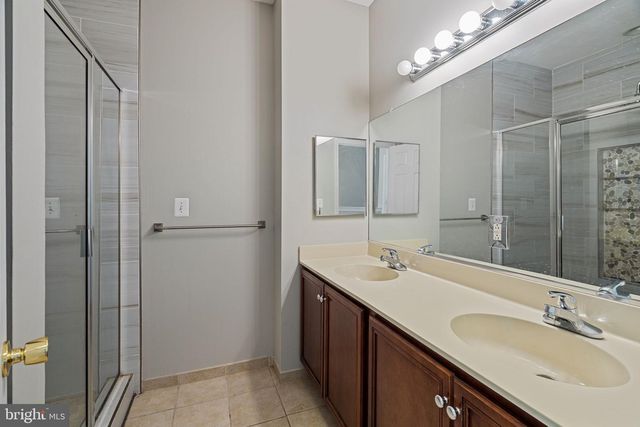 13 BREWERYTOWN CT, Philadelphia, PA 19121