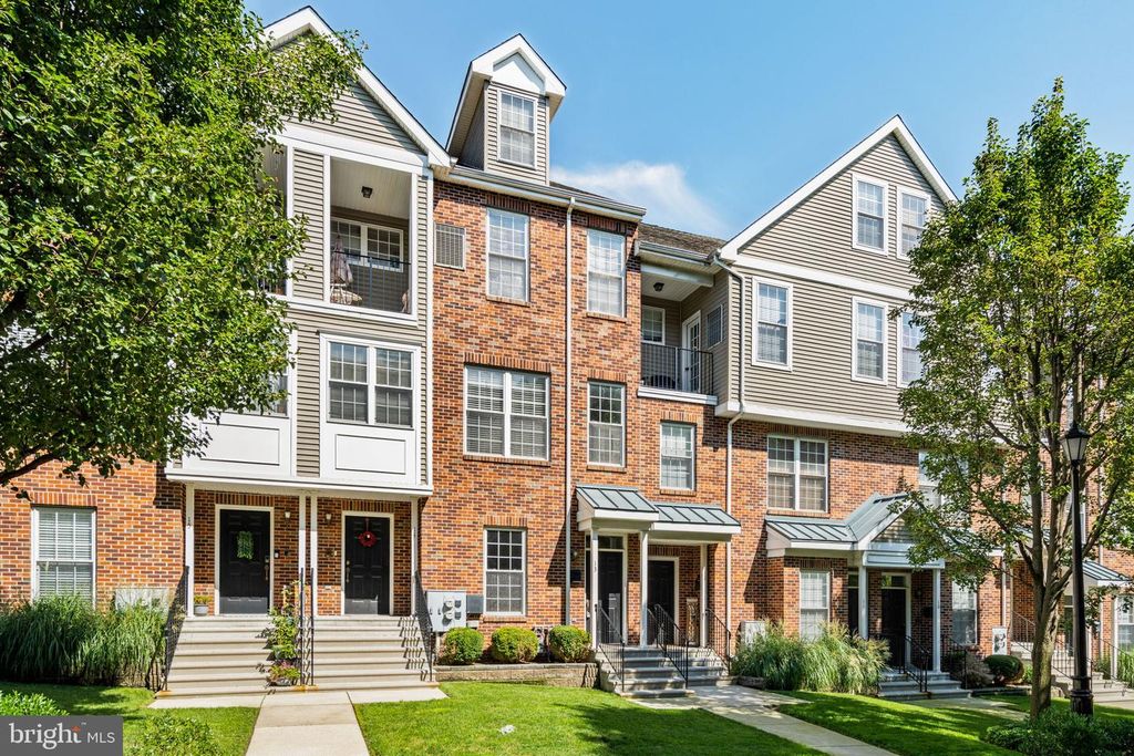 13 BREWERYTOWN CT, Philadelphia, PA 19121