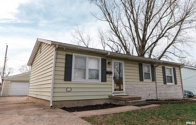 1815 FAIRFIELD Drive, Springfield, IL 62702