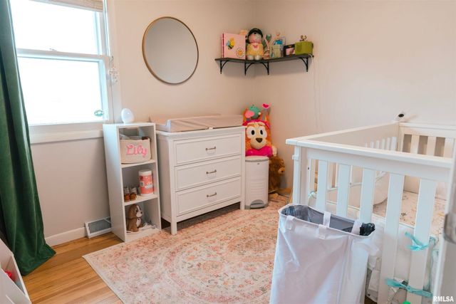 1815 FAIRFIELD Drive, Springfield, IL 62702