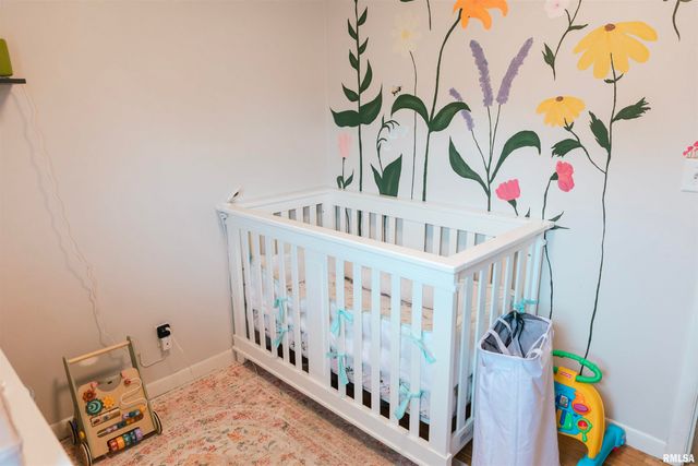 1815 FAIRFIELD Drive, Springfield, IL 62702