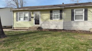 1815 FAIRFIELD Drive, Springfield, IL 62702