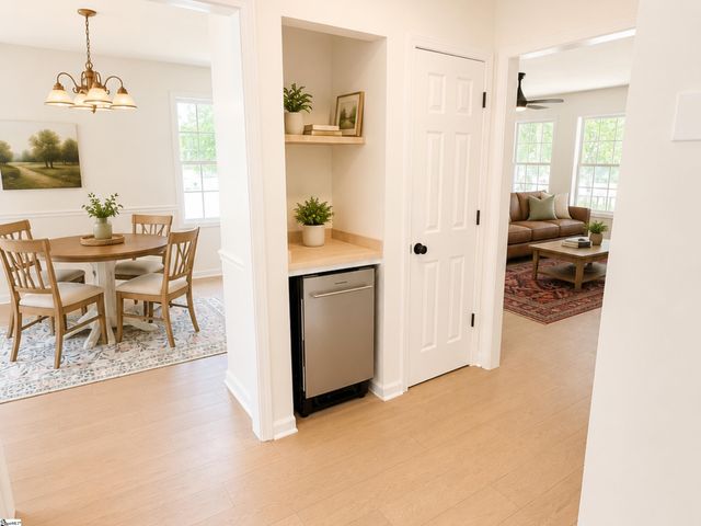 109 Laurens Court, Fountain Inn, SC 29644