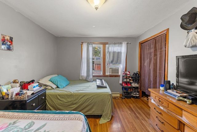 266 Myrtle St, Brockton, MA 02301