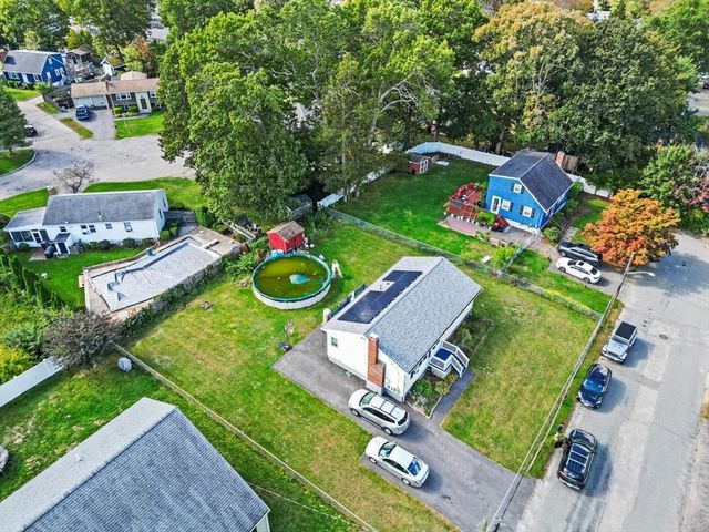 266 Myrtle St, Brockton, MA 02301