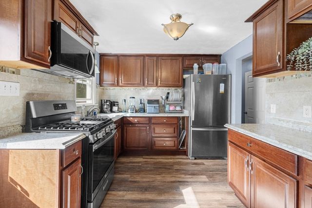 266 Myrtle St, Brockton, MA 02301