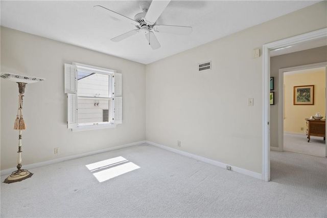 5347 Canterbury Road, Fairway, KS 66205