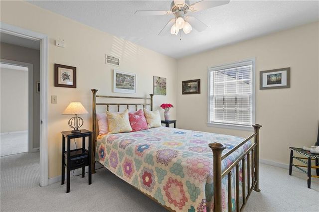 5347 Canterbury Road, Fairway, KS 66205