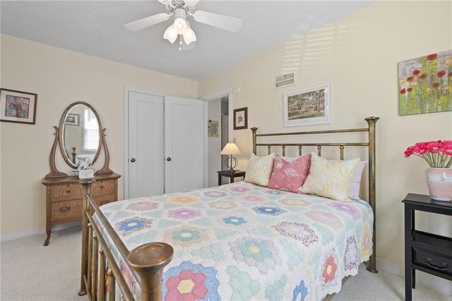 5347 Canterbury Road, Fairway, KS 66205