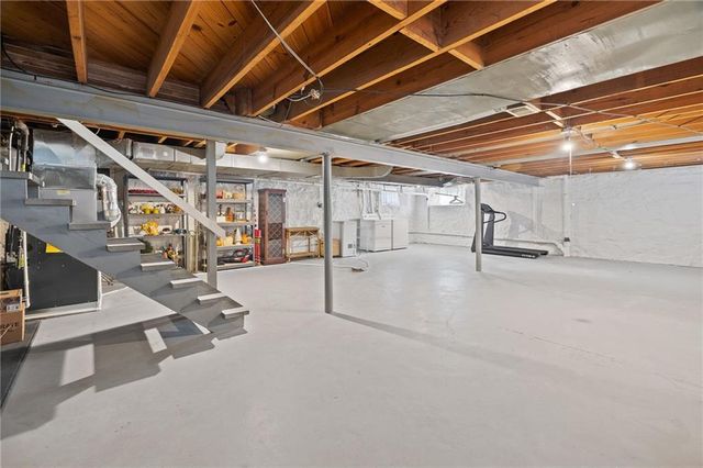 5347 Canterbury Road, Fairway, KS 66205