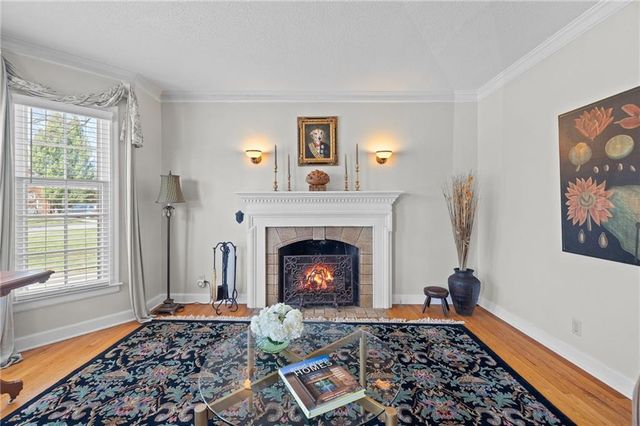 5347 Canterbury Road, Fairway, KS 66205