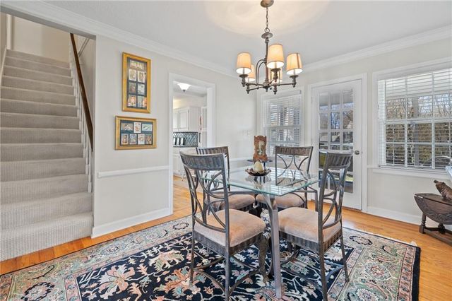 5347 Canterbury Road, Fairway, KS 66205