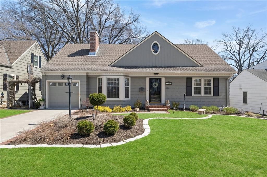 5347 Canterbury Road, Fairway, KS 66205