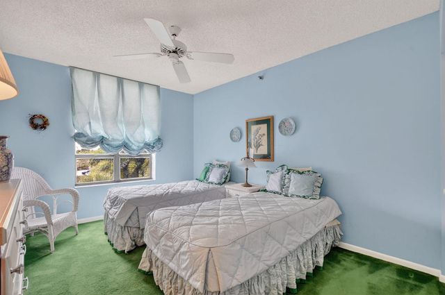 7170 Promenade Drive 401, Boca Raton, FL 33433