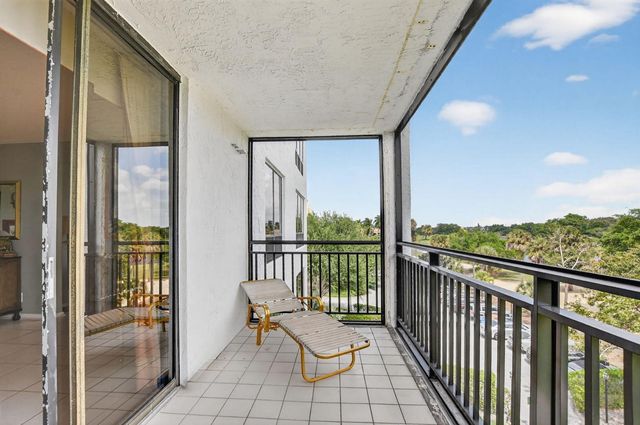 7170 Promenade Drive 401, Boca Raton, FL 33433