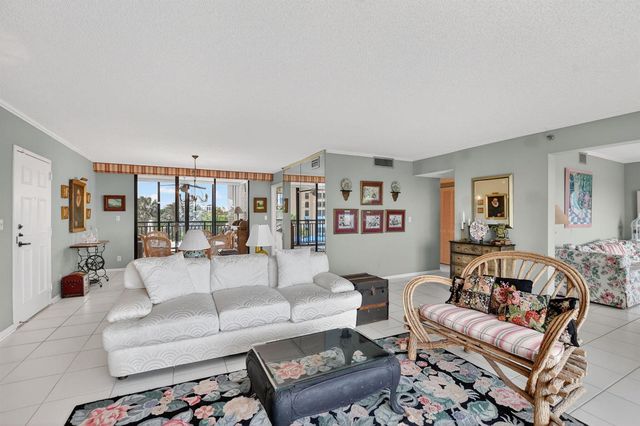7170 Promenade Drive 401, Boca Raton, FL 33433