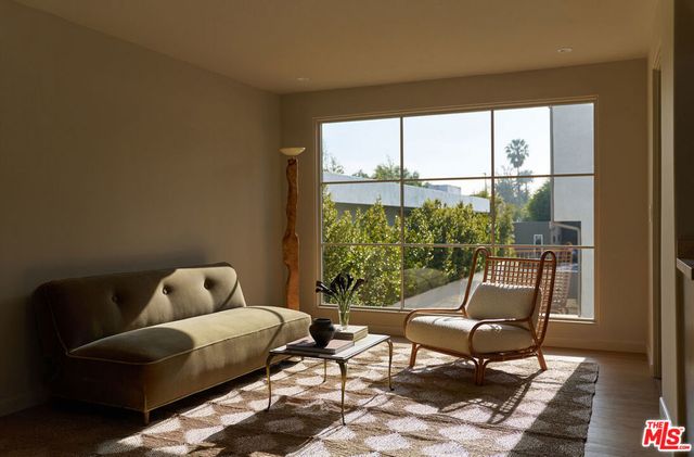 2214 Glencoe Avenue, Venice, CA 90291