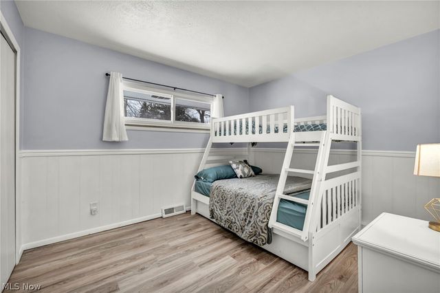 498 Jeannette Drive, Richmond Heights, OH 44143