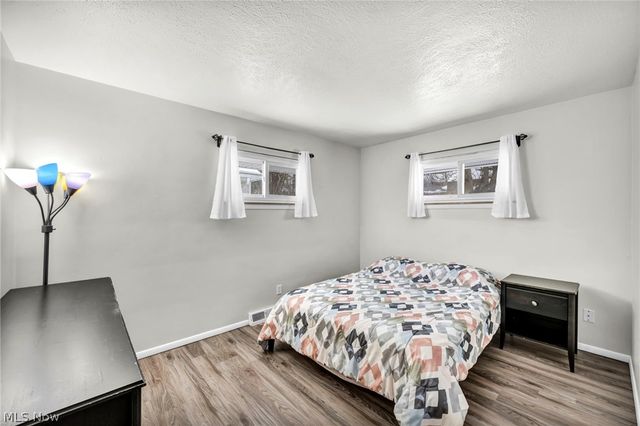 498 Jeannette Drive, Richmond Heights, OH 44143