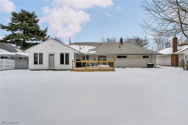 498 Jeannette Drive, Richmond Heights, OH 44143