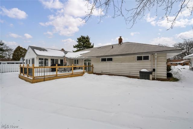 498 Jeannette Drive, Richmond Heights, OH 44143