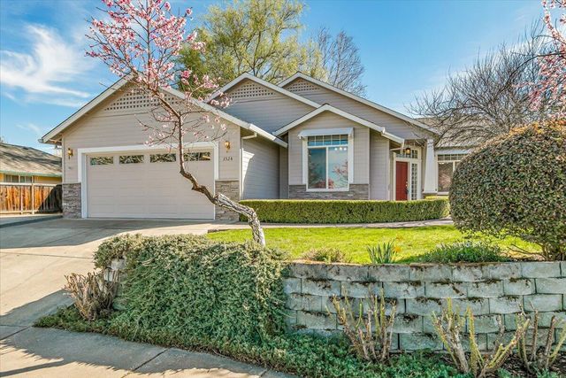 3524 Shawna Drive, Medford, OR 97504