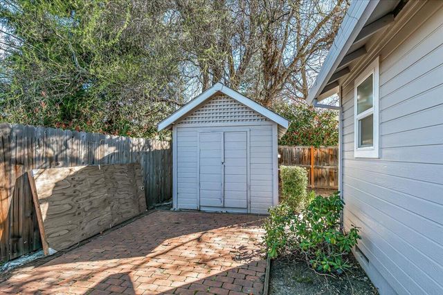 3524 Shawna Drive, Medford, OR 97504