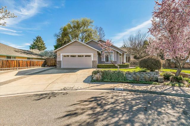 3524 Shawna Drive, Medford, OR 97504