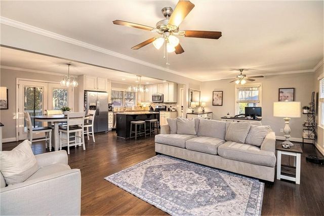 14 Larkwood Circle, Cartersville, GA 30120