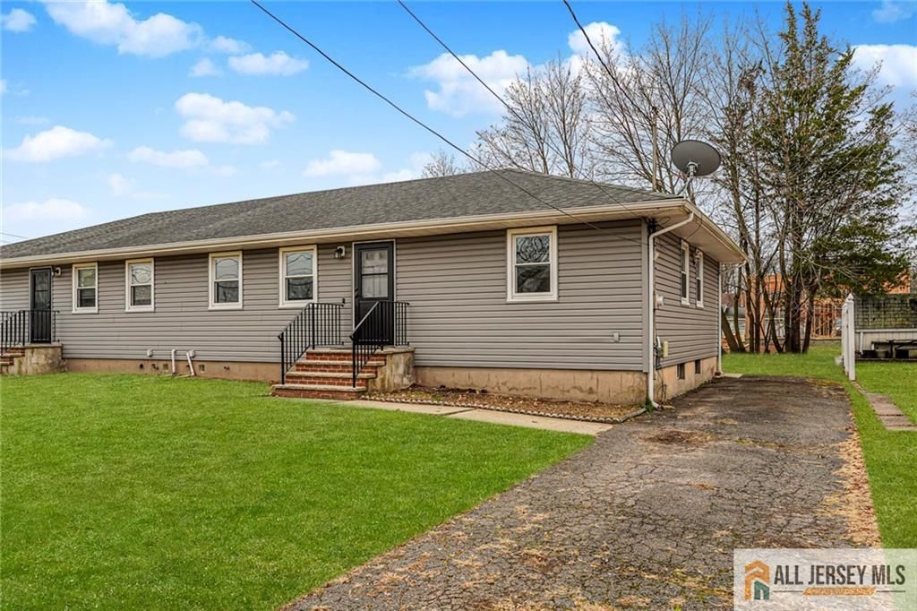 1036 Apache Street B, North Brunswick, NJ 08902