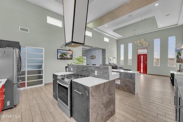 14712 Shape Drive, El Paso, TX 79928