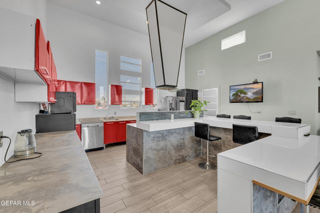 14712 Shape Drive, El Paso, TX 79928