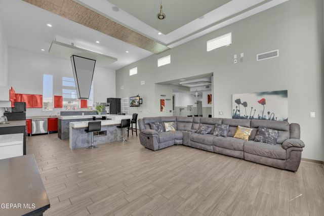 14712 Shape Drive, El Paso, TX 79928