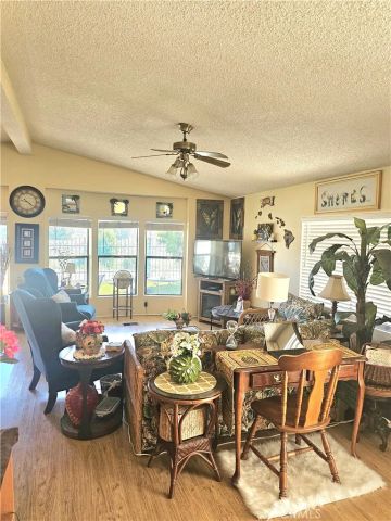 24600 Mountain 19, Hemet, CA 92544