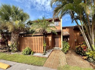 4192 SW 87th Ter 4192, Davie, FL 33328