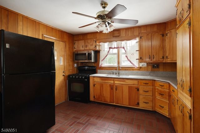 414 S Madison Ave, Dunellen Boro, NJ 08812