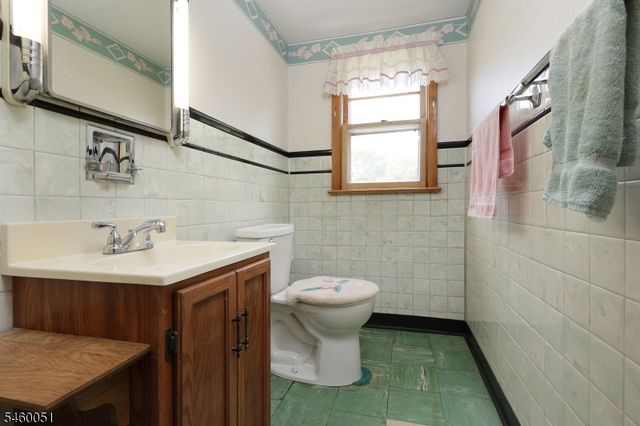 414 S Madison Ave, Dunellen Boro, NJ 08812