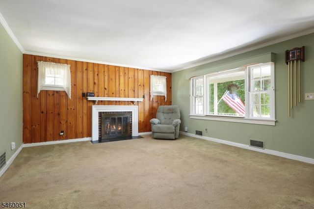 414 S Madison Ave, Dunellen Boro, NJ 08812